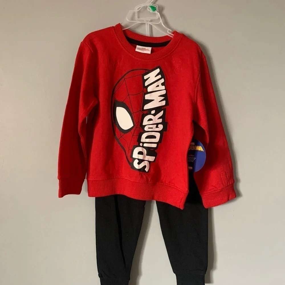 NWT. MARVEL Spider-Man Kids Sweatshirt & Pants Set